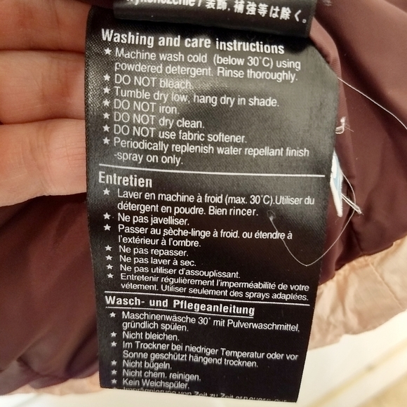 Burton Nordic Down snowboarding jacket - Picture 6 of 7